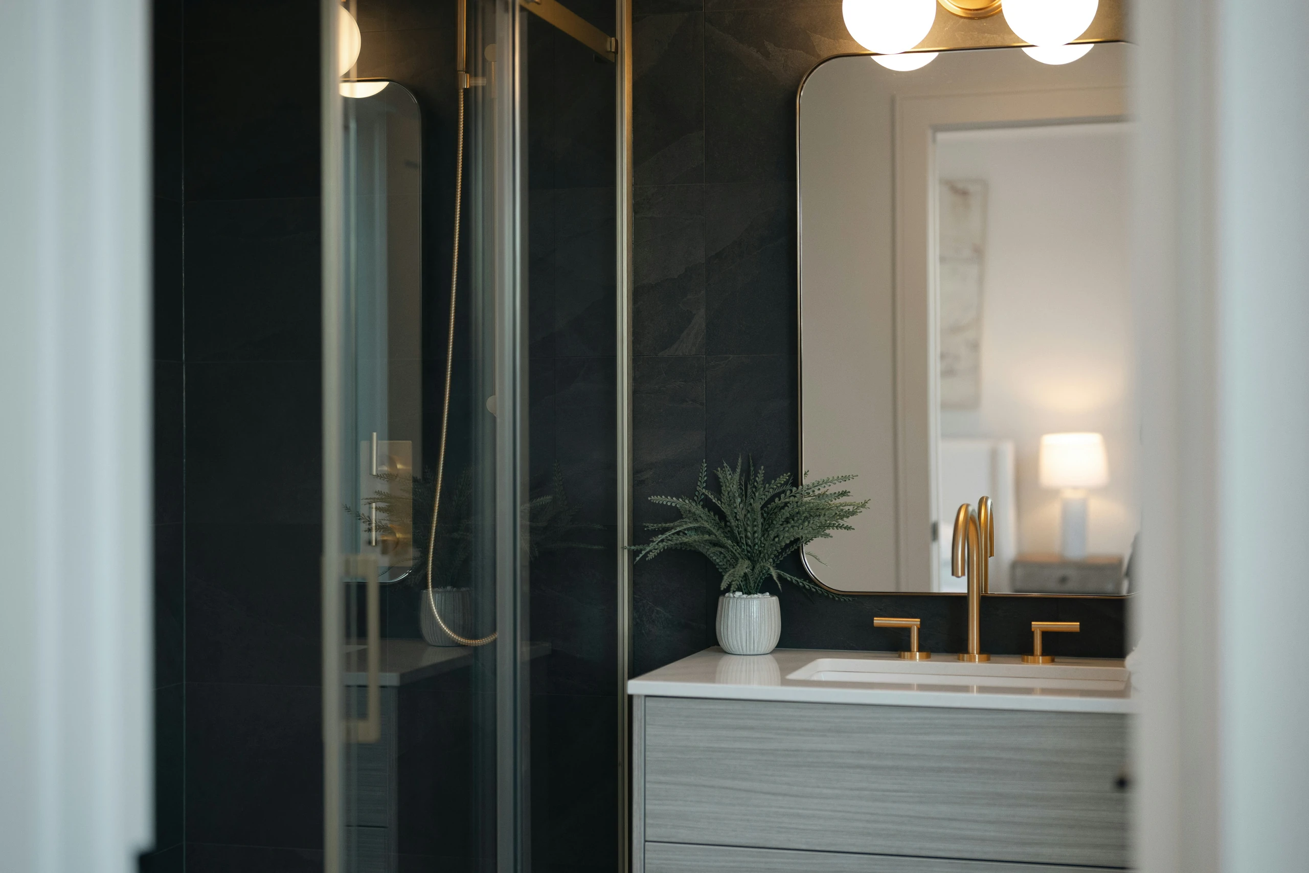 Banyo Dolapları